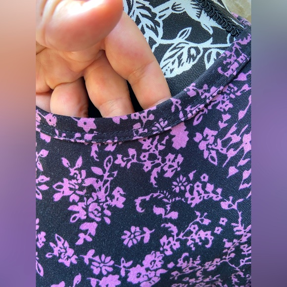 Lularoe Carly Dress Size Small S Purple Flowers - Picture 2 of 5